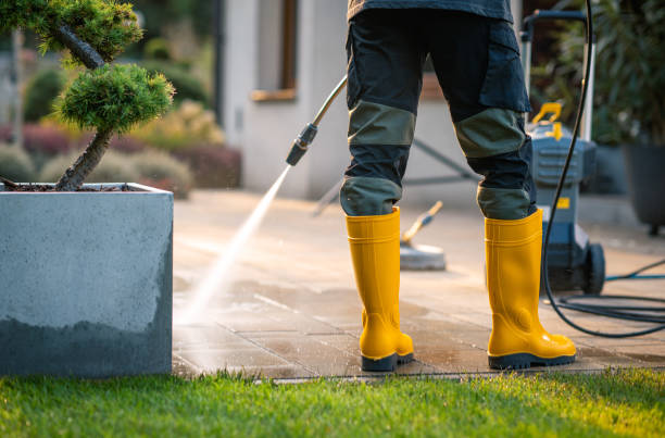 Why Choose Our Certified Pressure Washing Experts for Your Project Needs in Waverly, NE?